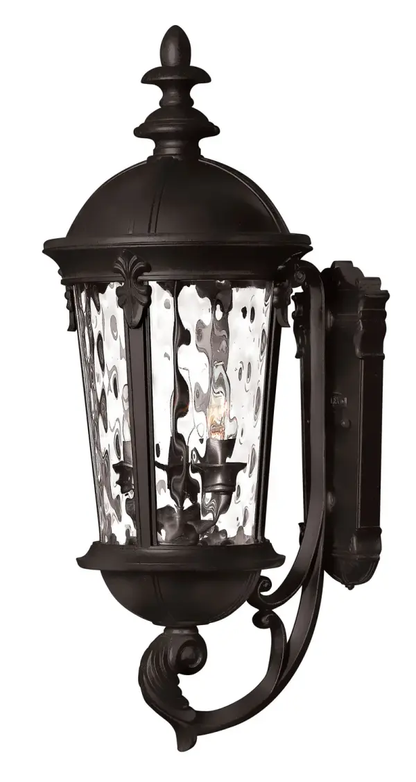 Windsor LED Outdoor Wall Sconce in Black
