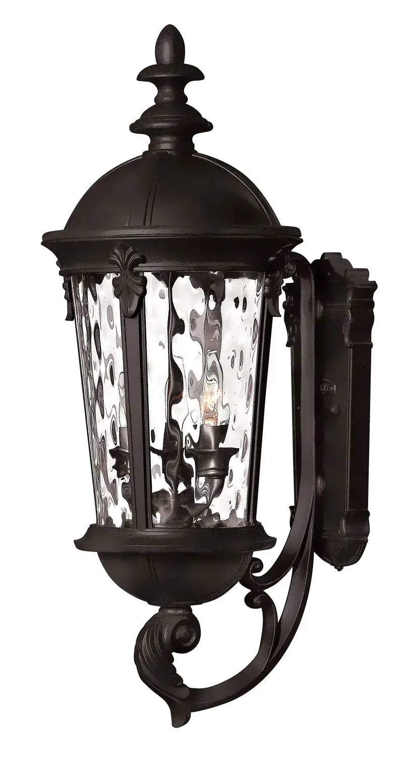 Windsor LED Outdoor Wall Sconce in Black
