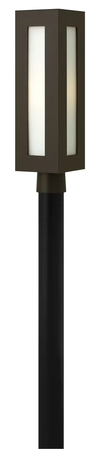 The Dorian LED Post Lantern combines modern design with practical outdoor durability. Its aluminum construction and wet-rated certification make it ideal for exposed locations, while the LED light source provides energy-efficient illumination through white-painted glass windows.