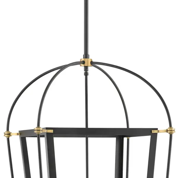 A new classic, Selby achieves timeless status with its airy, streamlined silhouette and extravagant arching top frame. Cast brass details, candelabra detailing and a chic Black finish are accentuated with Heritage Brass details for the ultimate in minimal elegance.