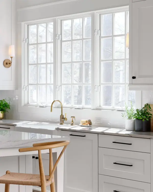 Medium Single Light Sconce - Image 8