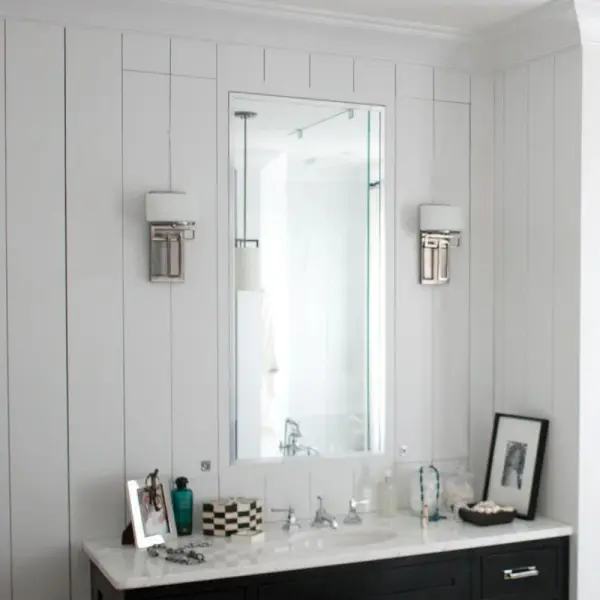 Medium Single Light Vanity - Image 6