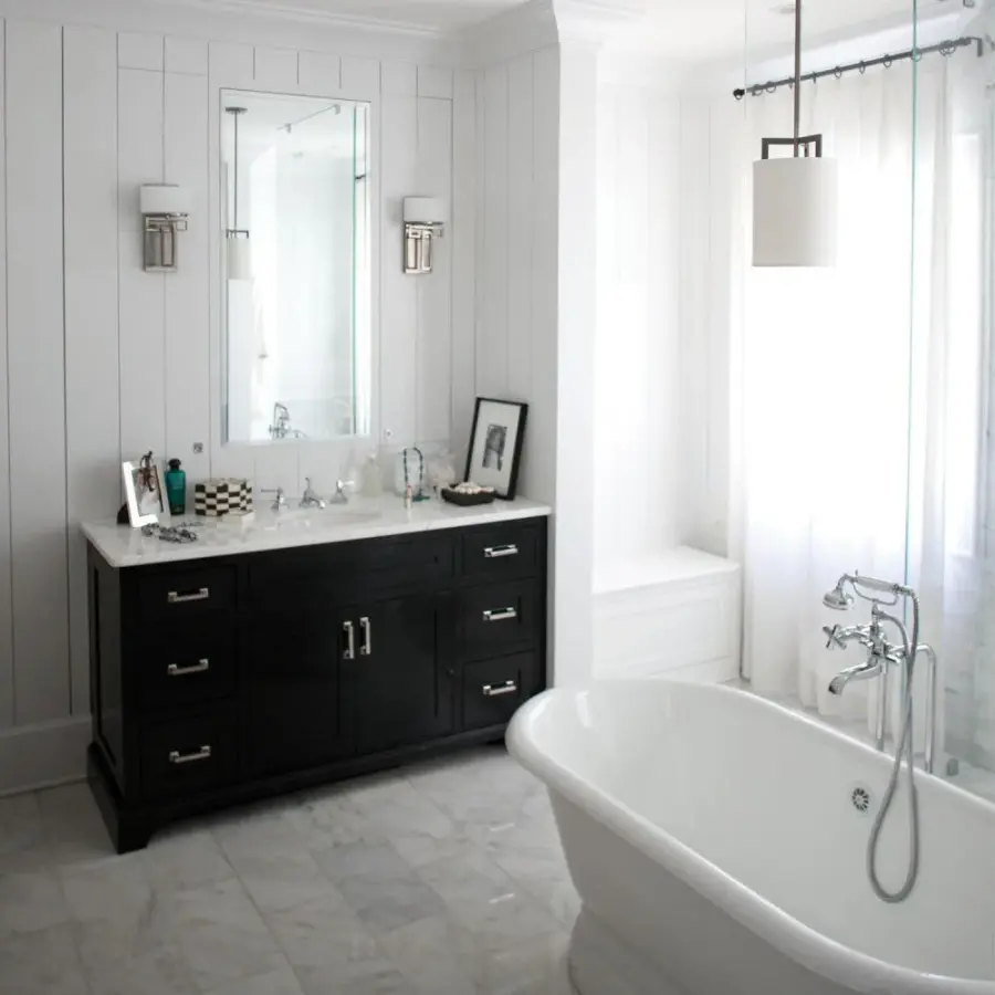 Medium Single Light Vanity - Image 7