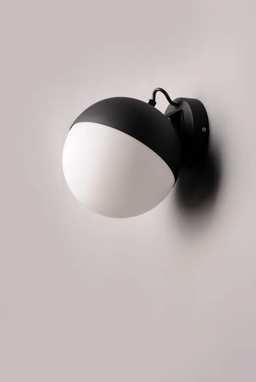 Modern LED Wall Sconce with Elegant Semi-Sphere Design - Image 2