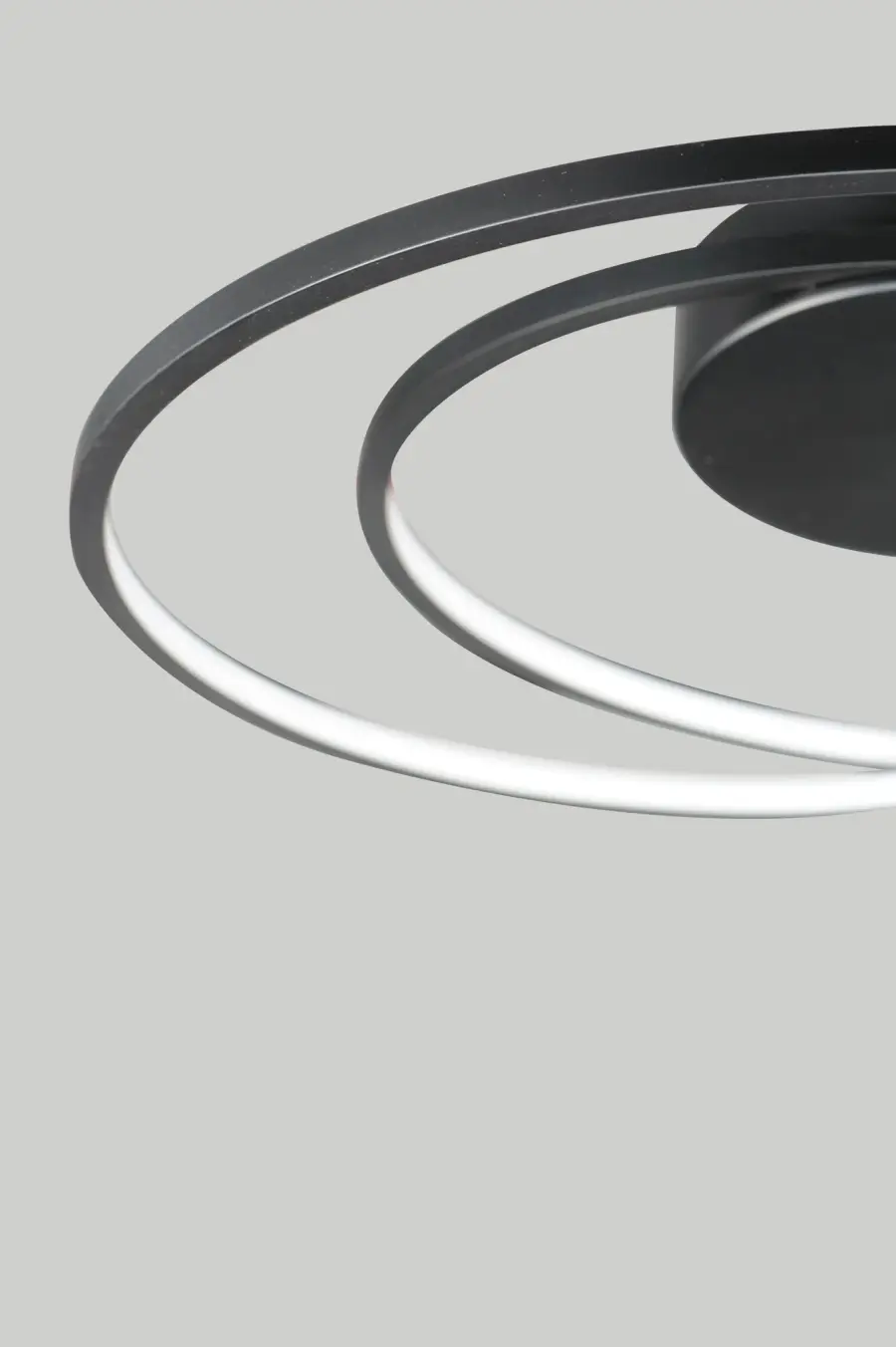 Cycle 18" LED Flush Mount in Black - Image 4