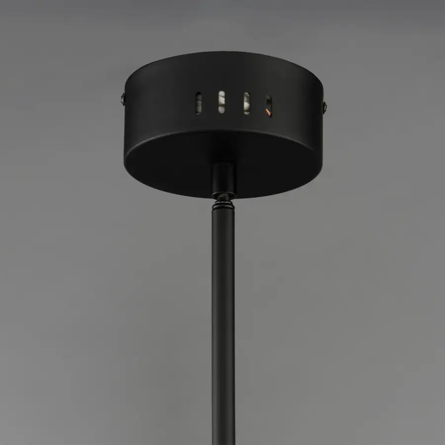 Dorian 36" Linear LED Pendant in Matte Black - Image 4