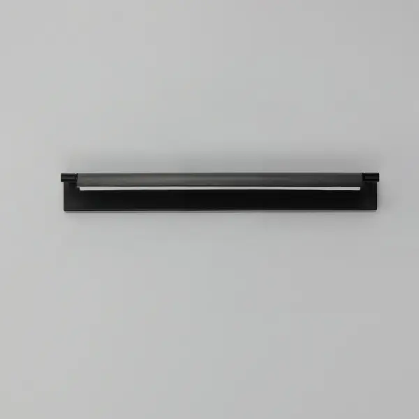 The Bookkeeper Picture Light combines functional design with flexible installation. Its curved metal panel directs 930 lumens of warm 3000K light precisely where needed, making it ideal for artwork, mirrors, or vanity lighting. - alternate view
