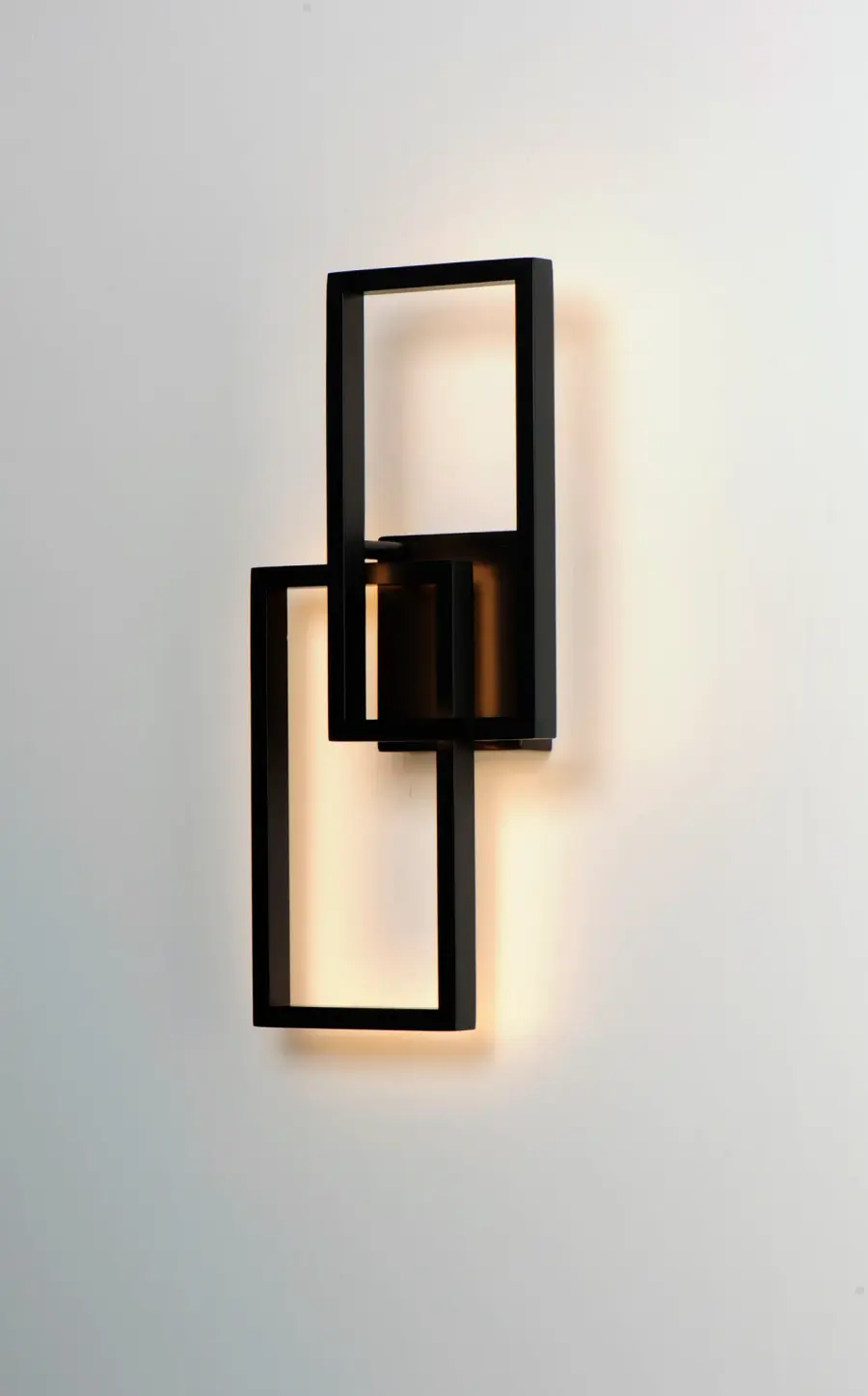 Traverse LED Outdoor Wall Sconce - Image 4