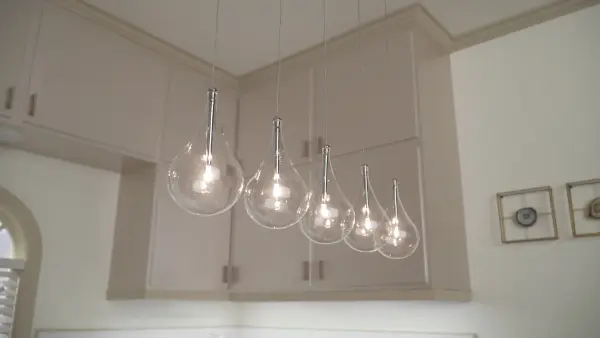 Larmes Linear Pendant with Clear Teardrops - Image 2