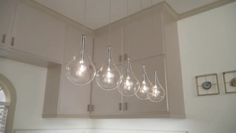 Larmes Linear Pendant with Clear Teardrops - Image 2