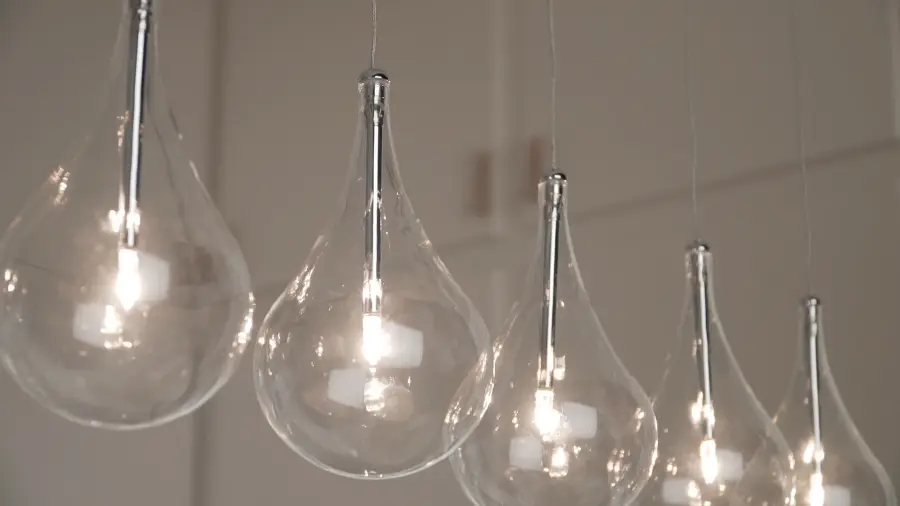Larmes Linear Pendant with Clear Teardrops - Image 4