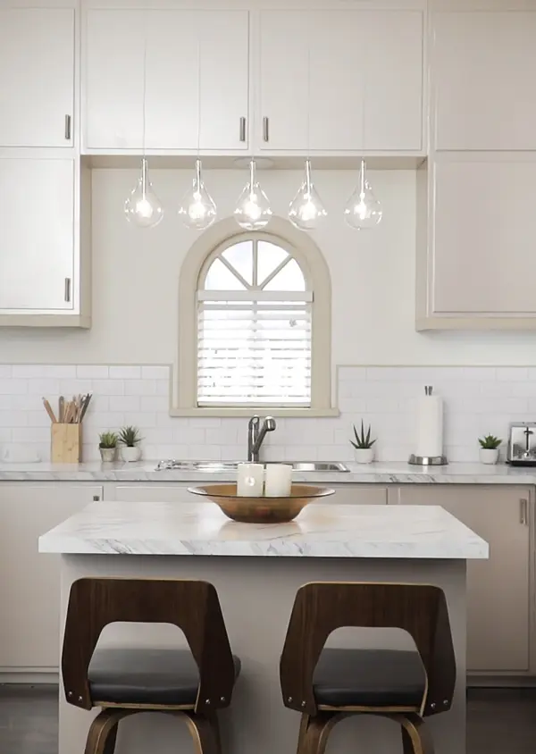 Larmes Linear Pendant with Clear Teardrops - Image 6