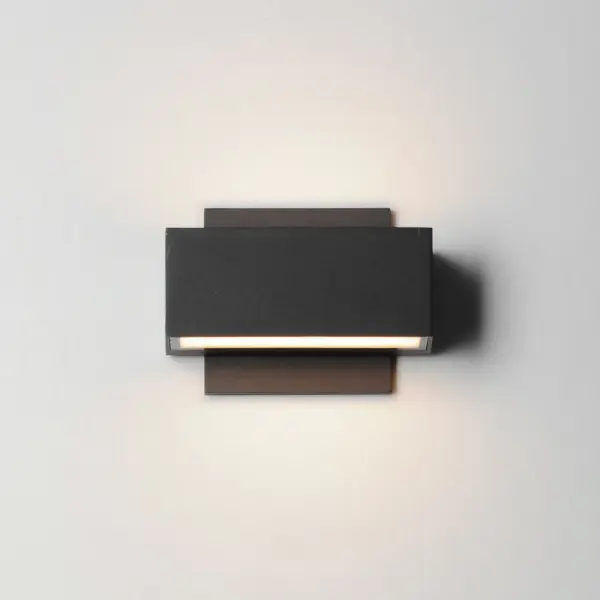 Blok 6.75" LED Outdoor Wall Sconce in Black - Image 4