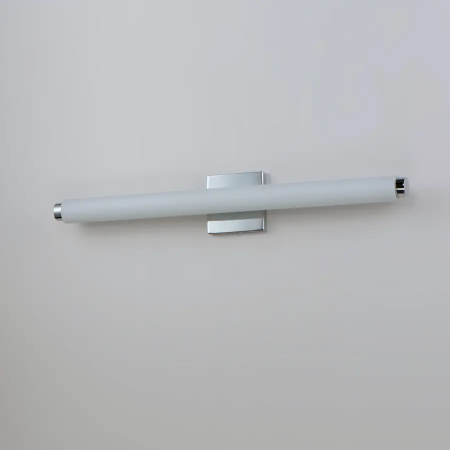 Versatile LED Bath Bar with Adjustable Color Temperature - Image 4