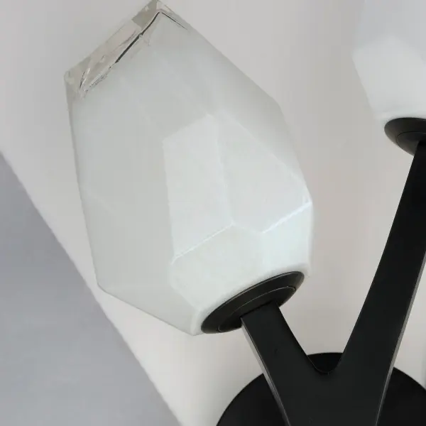 Versatile LED Bath Bar with Adjustable Color Temperature - Image 2