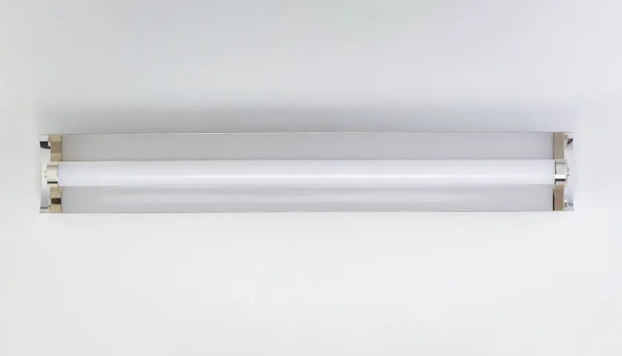 Smart LED Vanity with Bluetooth Control & Dual-Tone Modern Design - Image 2