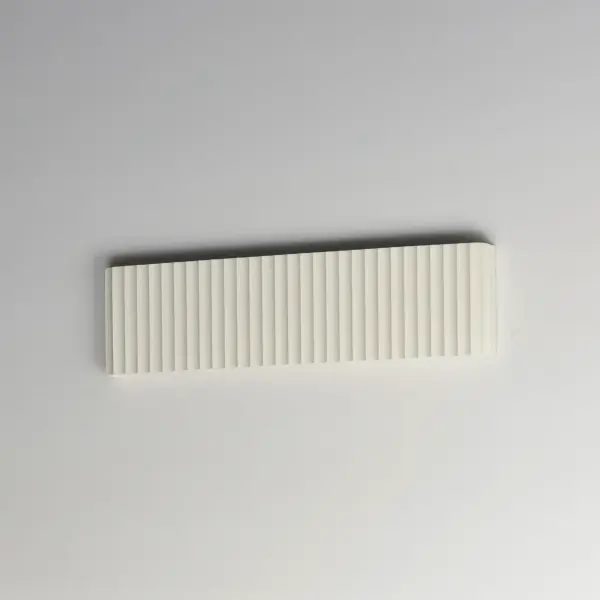 Modern Concrete Elegance Meets Functional LED Lighting - Image 4