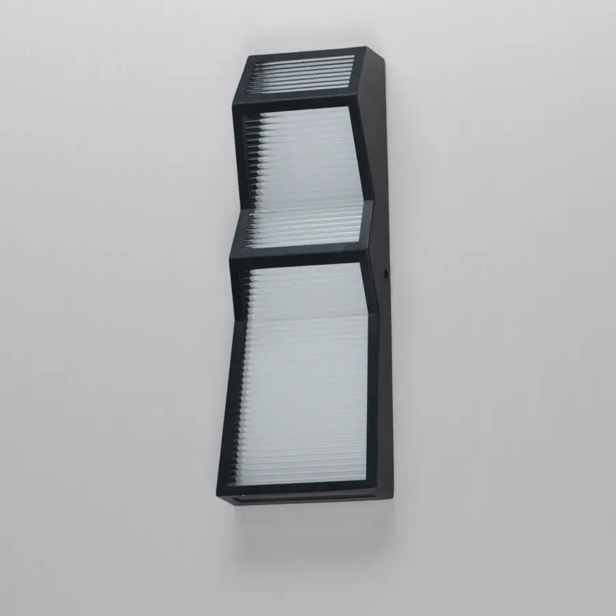 ADA-Compliant Modern LED Sconce with Striking Ribbed Glass Design - Image 4