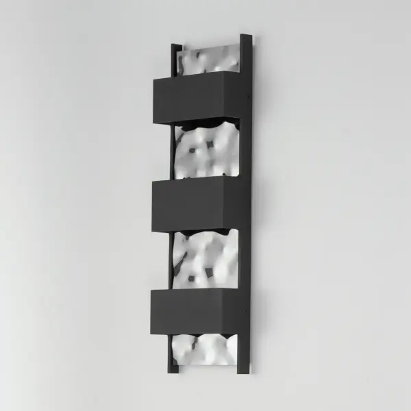 Coulee Large LED Outdoor Wall Sconce - Image 4