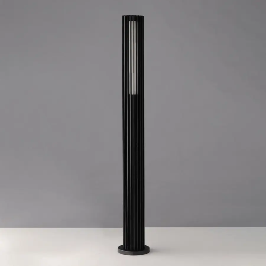 Citadel Outdoor Pathway Light - Image 2