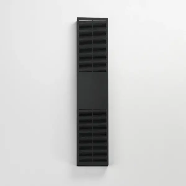 Grate 30" LED Outdoor Wall Sconce in Matte Black - Image 2