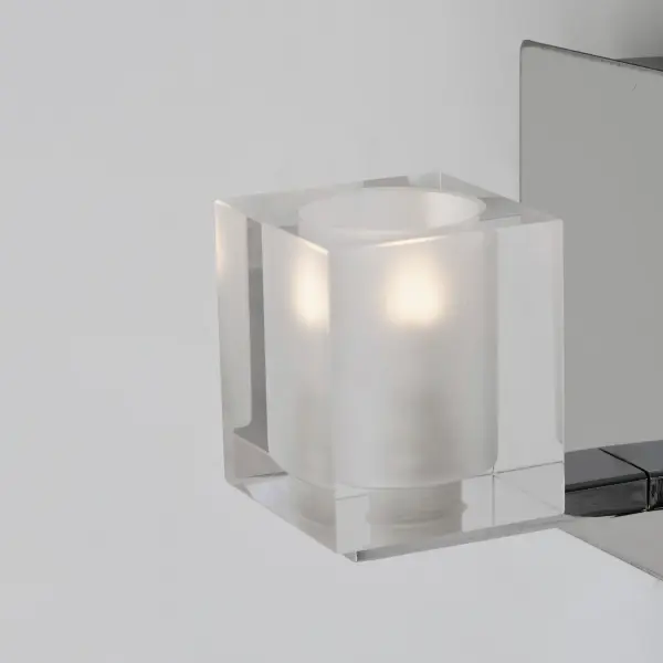 Blocs LED Bath Vanity Light - Image 4