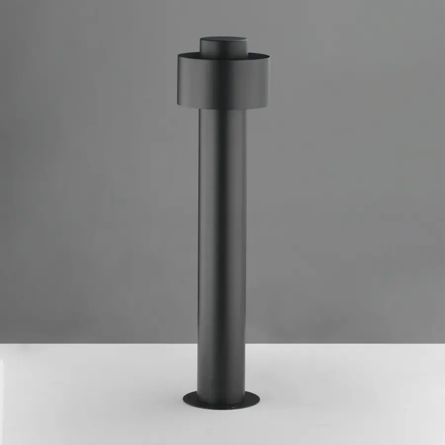 Reveal Outdoor Pathway Light - Image 3