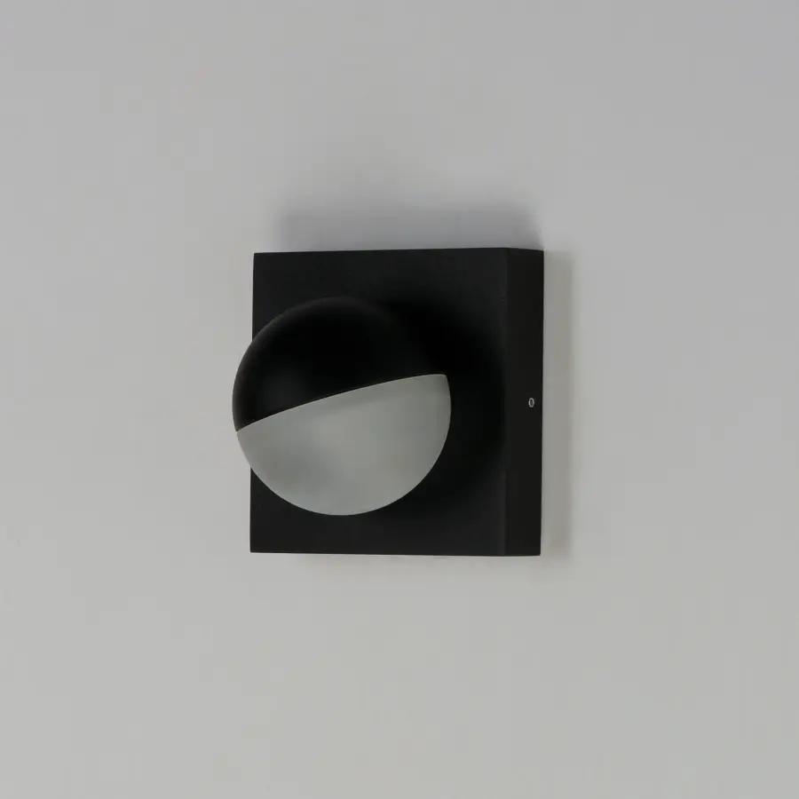 Alumilux Majik LED Wall Sconce - Image 2