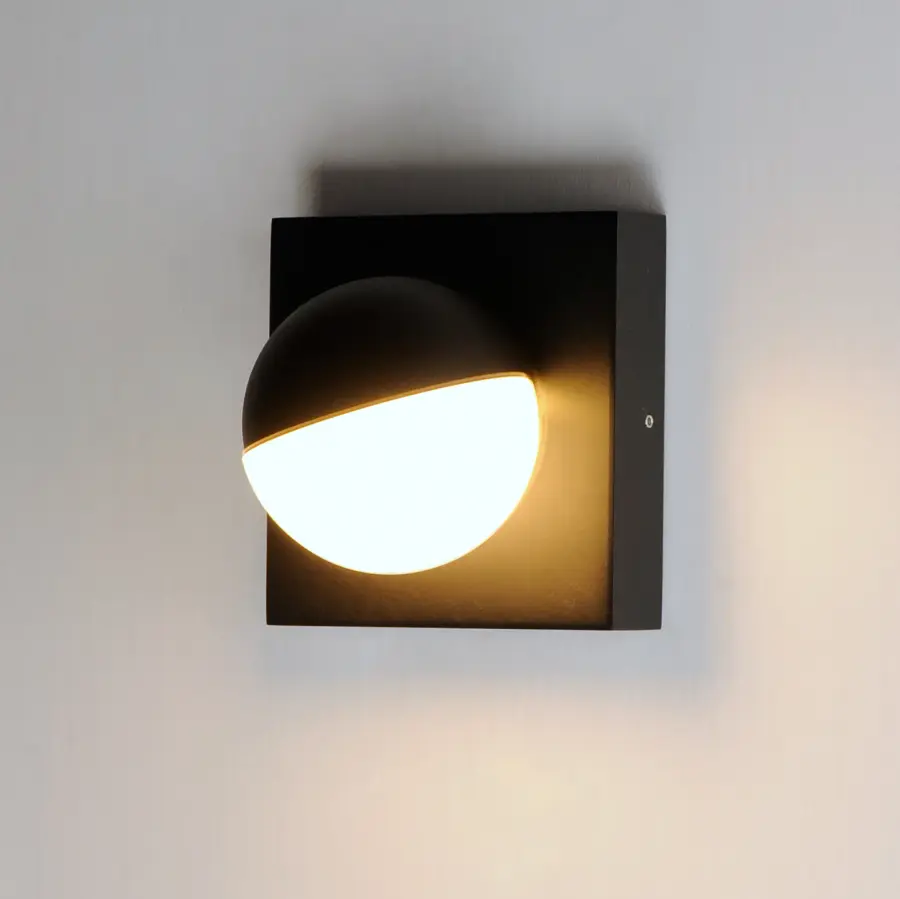 Alumilux Majik LED Wall Sconce - Image 3