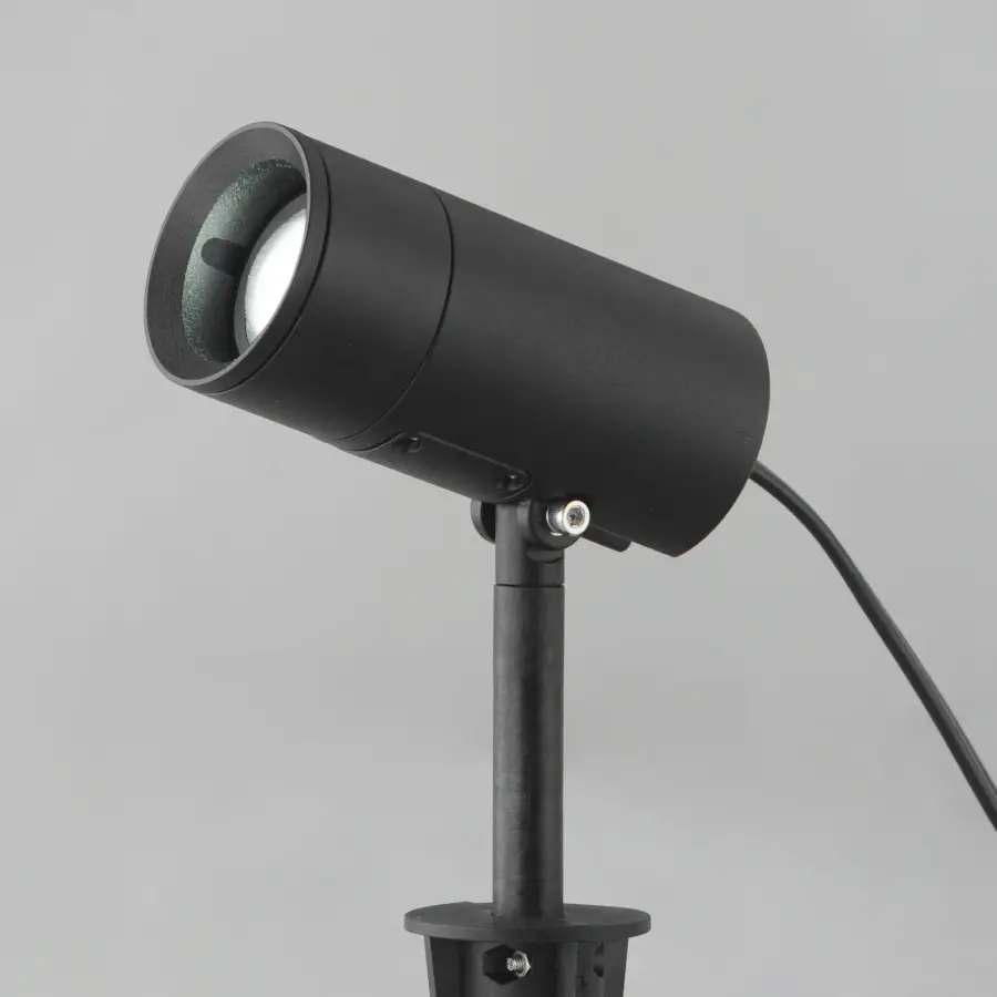Alumilux Landscape Outdoor Pathway Light - Image 4