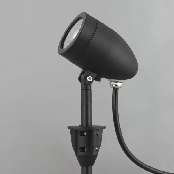 Alumilux Landscape Outdoor Pathway Light - Image 3