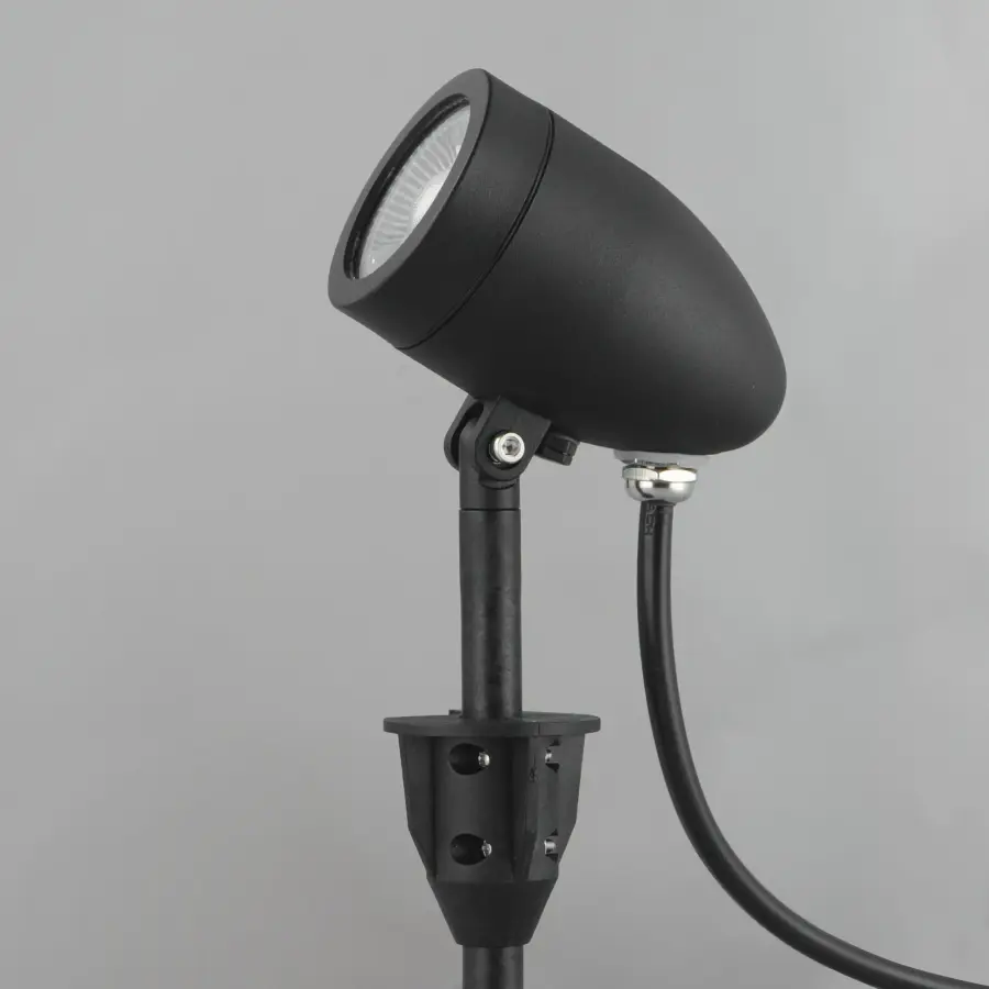 Alumilux Landscape Outdoor Pathway Light - Image 3