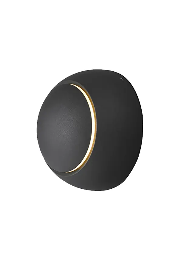 The Alumilux Fulcrum delivers efficient LED lighting in a minimalist aluminum design. Perfect for contemporary exteriors, this compact sconce provides warm 3000K illumination with excellent color rendering.