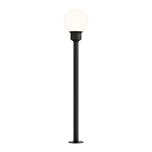 The Alumilux Bollard delivers contemporary outdoor lighting with a durable aluminum construction and warm 3000K LED. At 24" tall, it provides 440 lumens of pathway illumination with excellent color rendering (CRI 90).