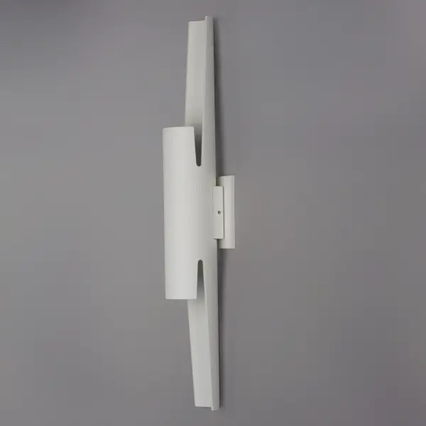 The Alumilux Runway delivers efficient LED lighting in a minimalist aluminum design. Perfect for contemporary exteriors, this wall sconce provides warm 3000K illumination with excellent color rendering for welcoming outdoor ambiance. - alternate view