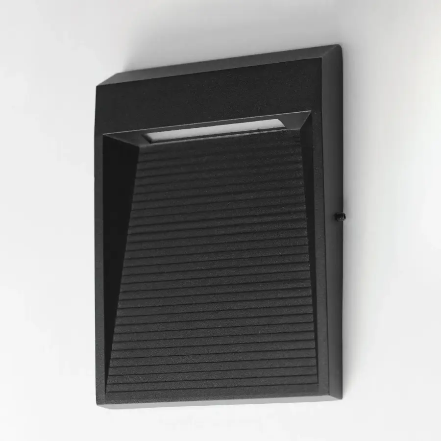 Steppes LED Outdoor Wall Sconce - Image 4