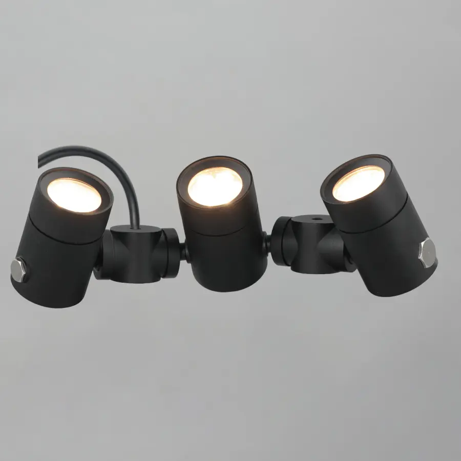 Tree Hugger 3-Light Outdoor Pathway Spot Light - Image 4
