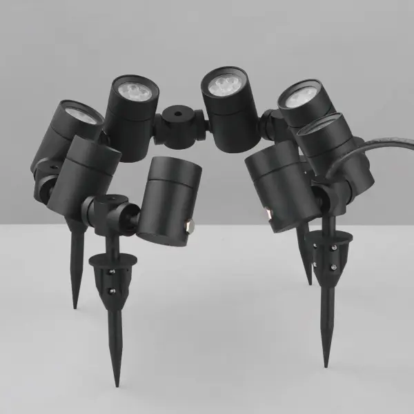 Innovative Wrap-Around LED Spot Lighting for Trees and Posts - Image 4