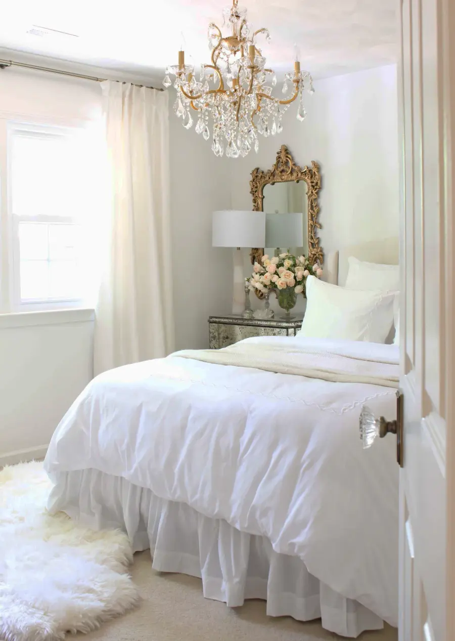 Filmore 23" Chandelier in Antique Gold - Image 7