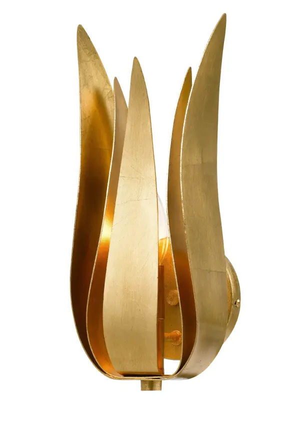 The Broche sconce features individually crafted wrought iron leaves that create a stunning focal point. Its shimmering metallic finish adds glamorous sophistication to transitional and modern interiors alike.