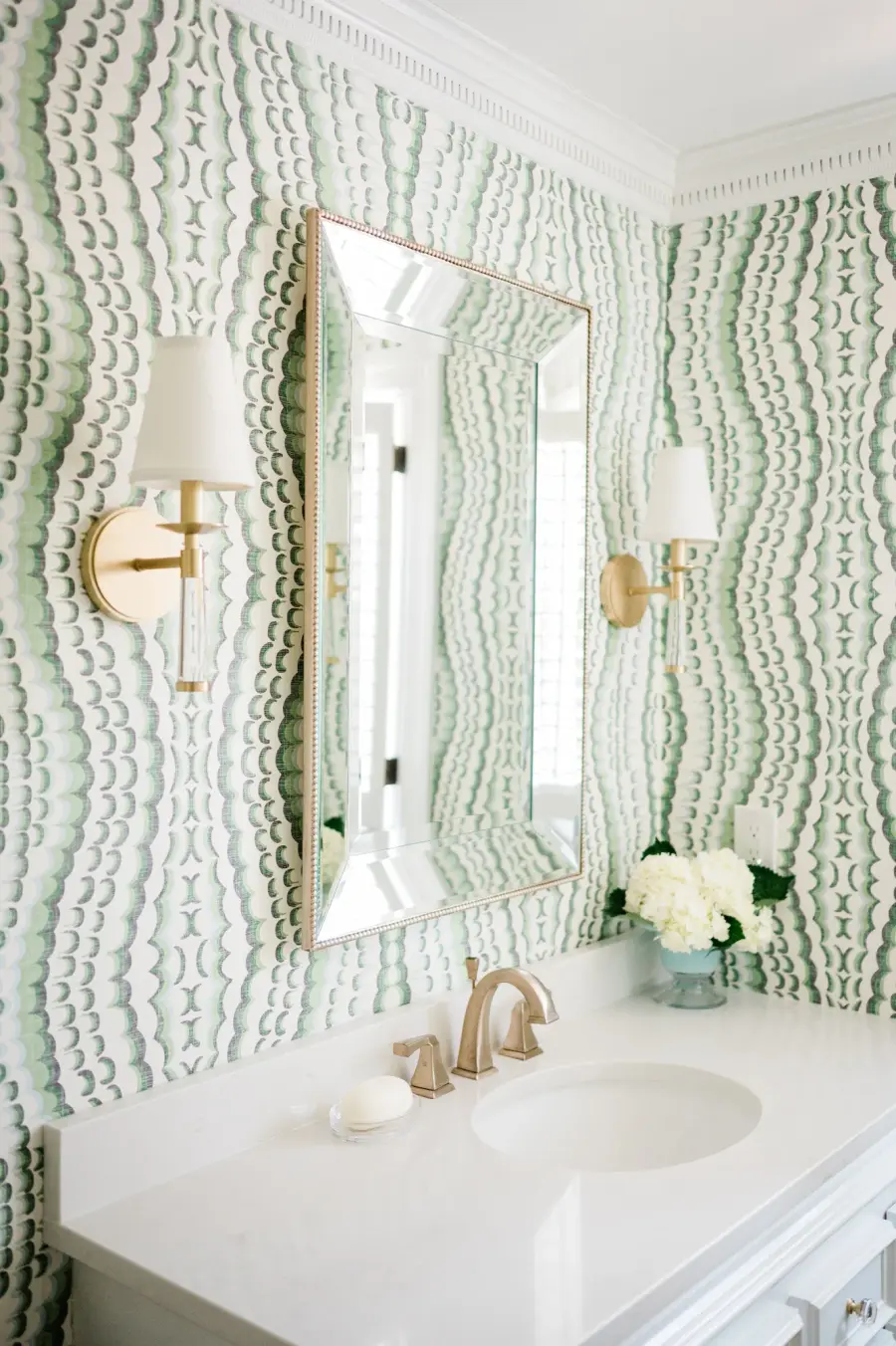 Baxter 5" Sconce in Aged Brass - Image 5