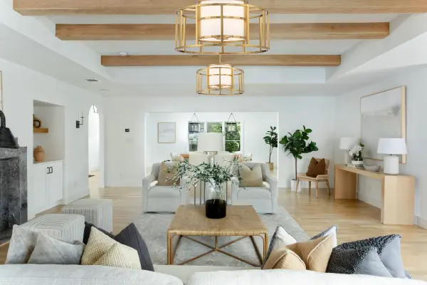 Hulton 25" Chandelier in Luxe Gold - Image 6