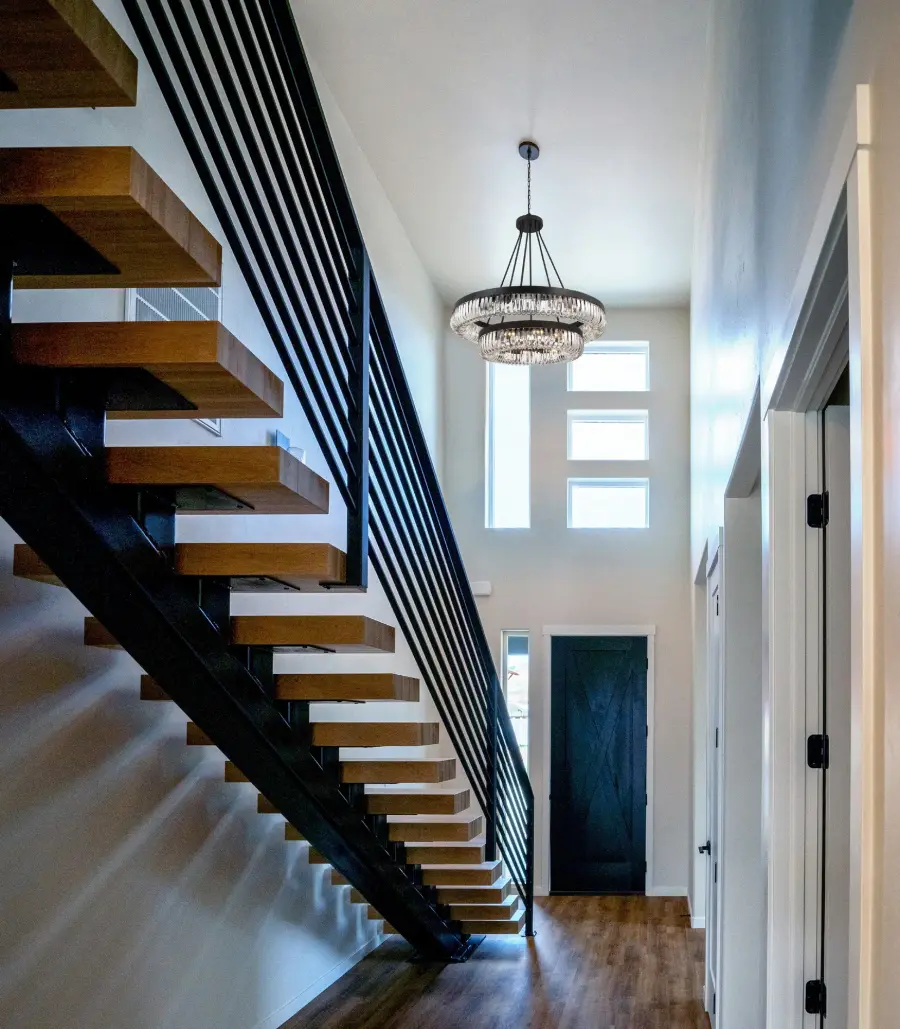 Dramatic Linear Crystal Chandelier with Mid-Century Glamour - Image 5