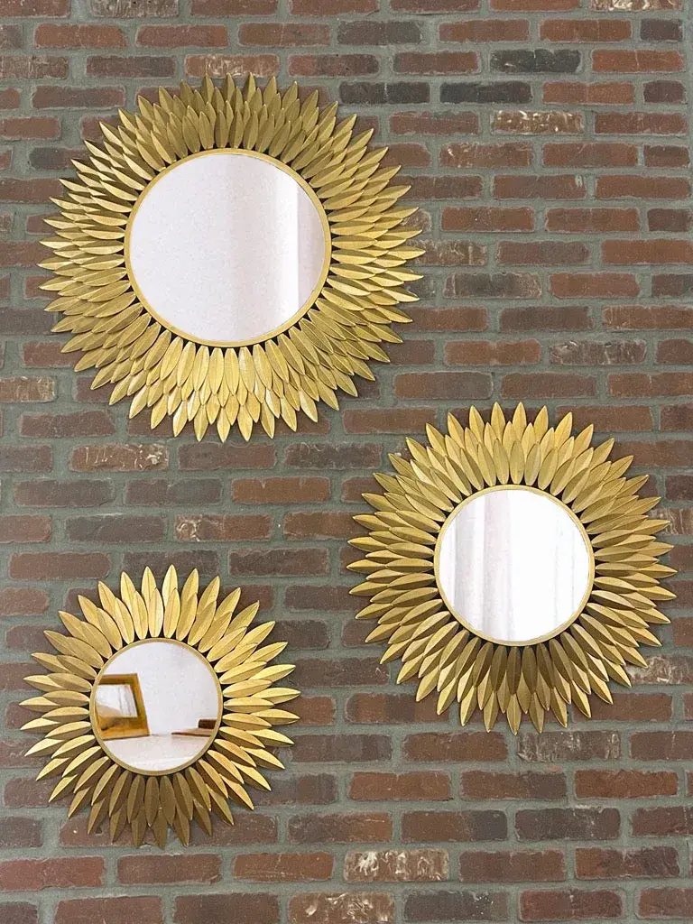 Broche 20" Sunburst Mirror in Antique Gold - Image 6