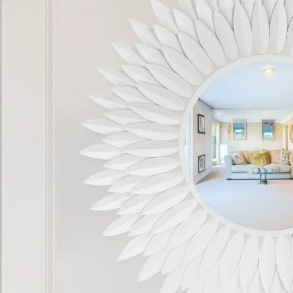 Broche 24" Sunburst Mirror in Antique Gold - Image 14