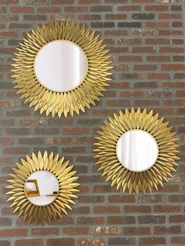 Broche 24" Sunburst Mirror in Antique Gold - Image 6