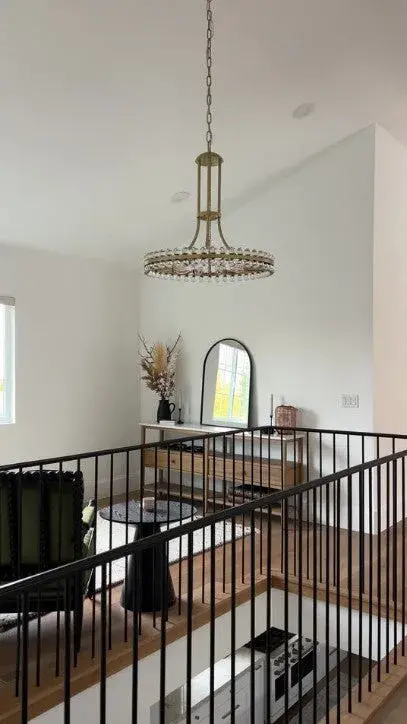 Clover 22.5" Aged Brass Chandelier - Image 5