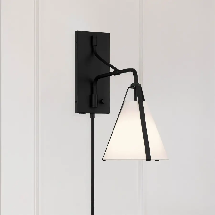Fulton 8" Task Sconce - Image 7