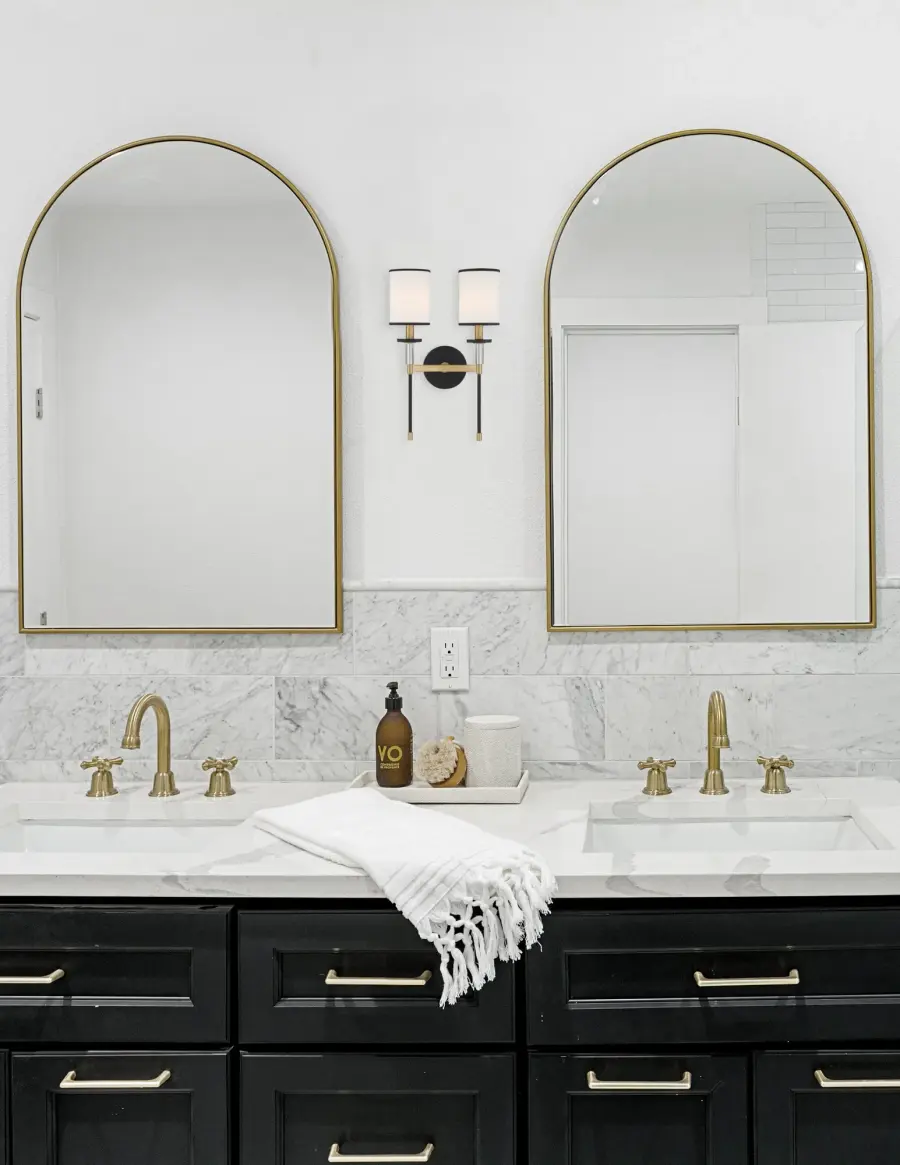 Hatfield 12" Sconce in Polished Nickel - Image 6