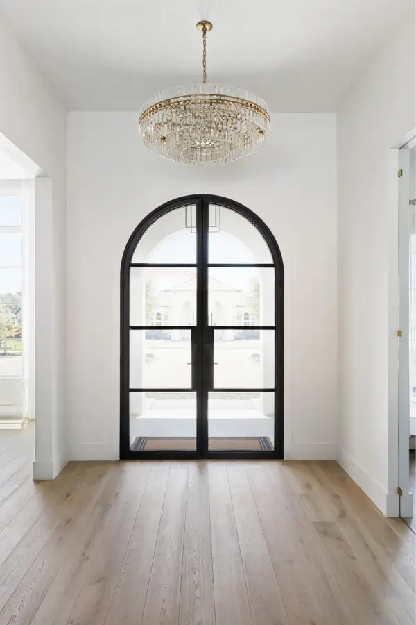 Hayes 40.5" Chandelier - Image 5